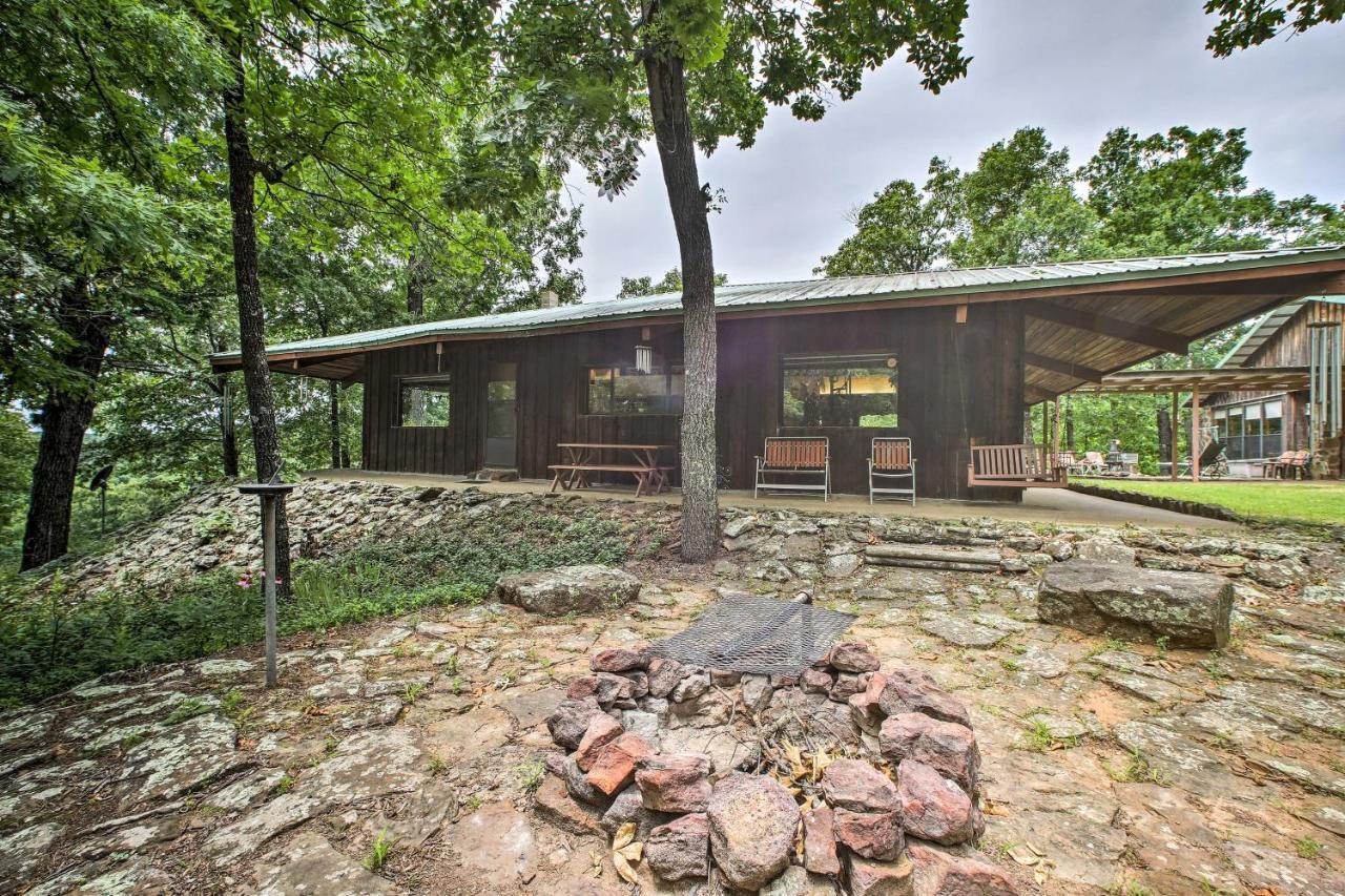 Pine Lodge Cabin On 450 Acres In Ozark Mountains Ponca Exterior photo